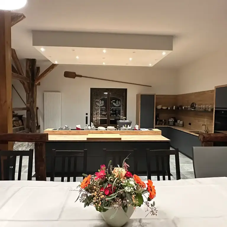 vermietung-tisch-blumen